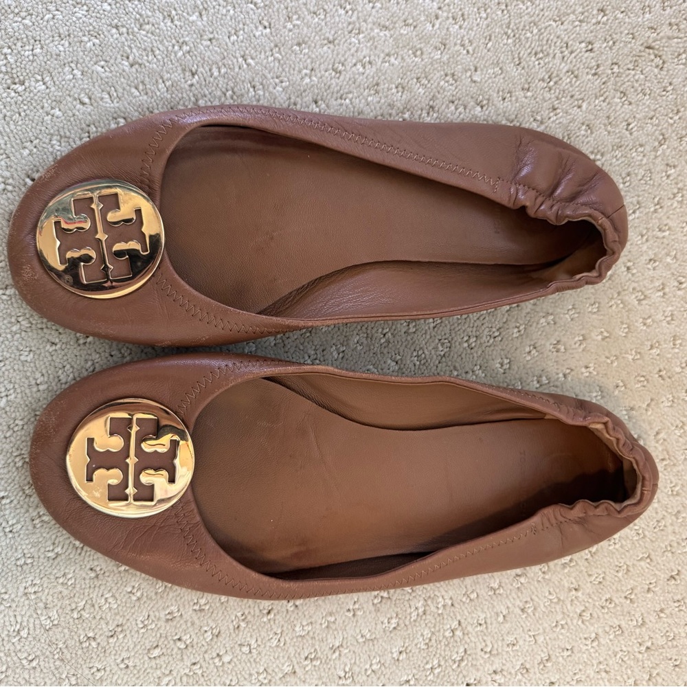 Tory Burch Tan Leather Flats with Gold Logo